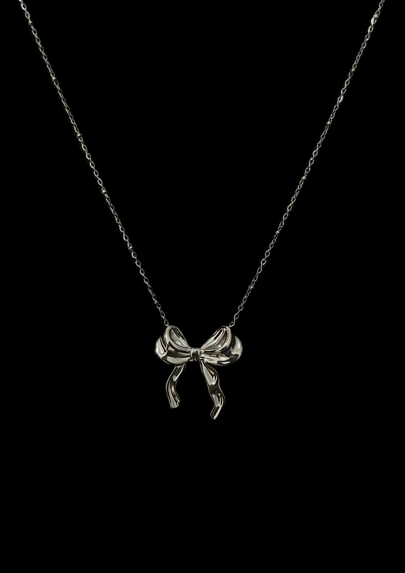 Bow Necklace