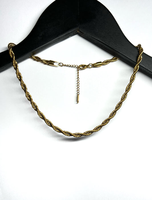 Twisted Chain