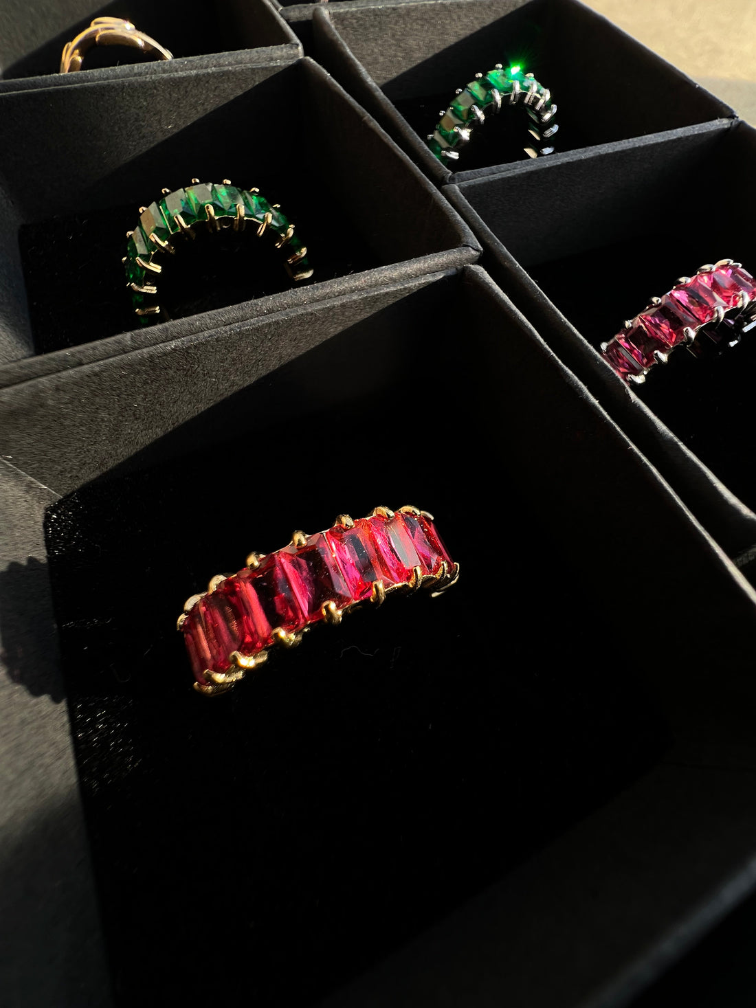 Jak Rozpoznać Biżuterię Której Nie Warto Kupować